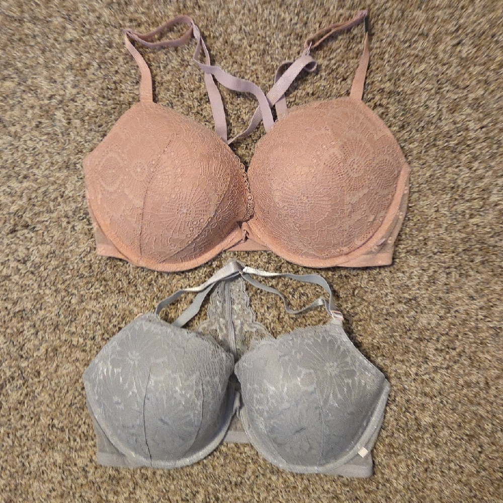 Victorias Secret Front Close Bras, 38DD